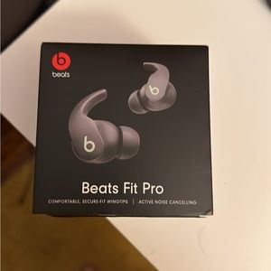 Beats fit pro